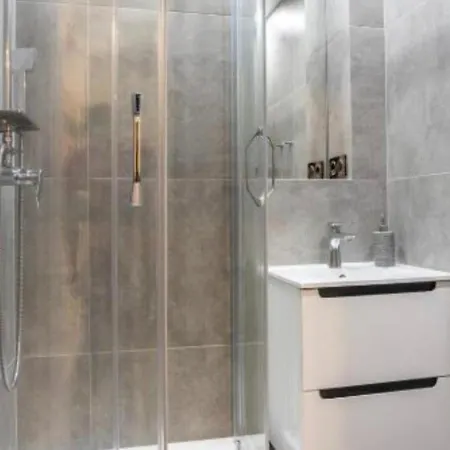 Center - Dworzec Pkp, Rynek Breslavia